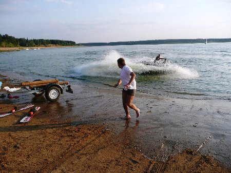 79761050.jpg