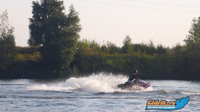 STs-x3ttP9w.jpg
