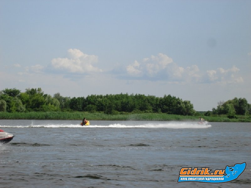 и так прикалываемся.jpg